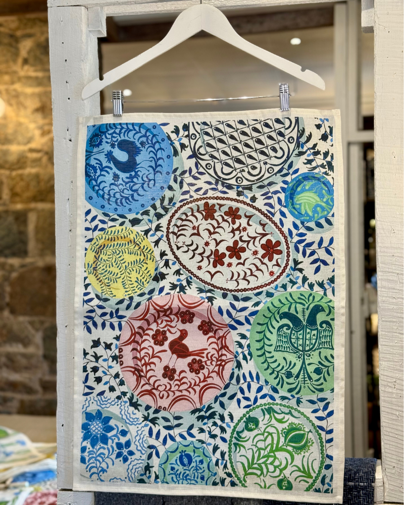 Emma Sheehan Tea Towel – Plates