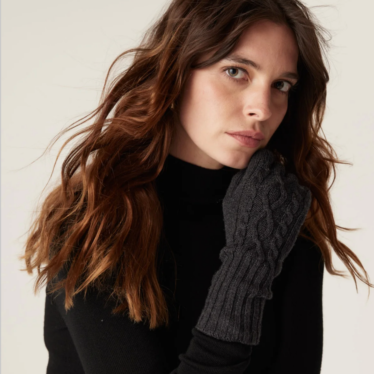 Merino Gloves - Charcoal