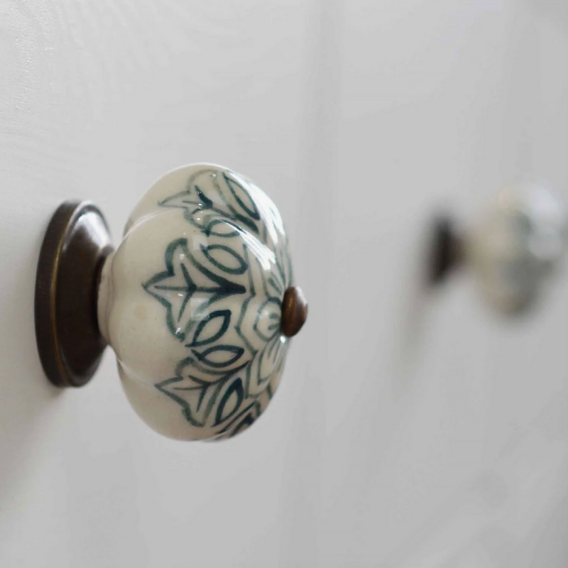 Vintage Floral Ceramic Cabinet Knob – Forest