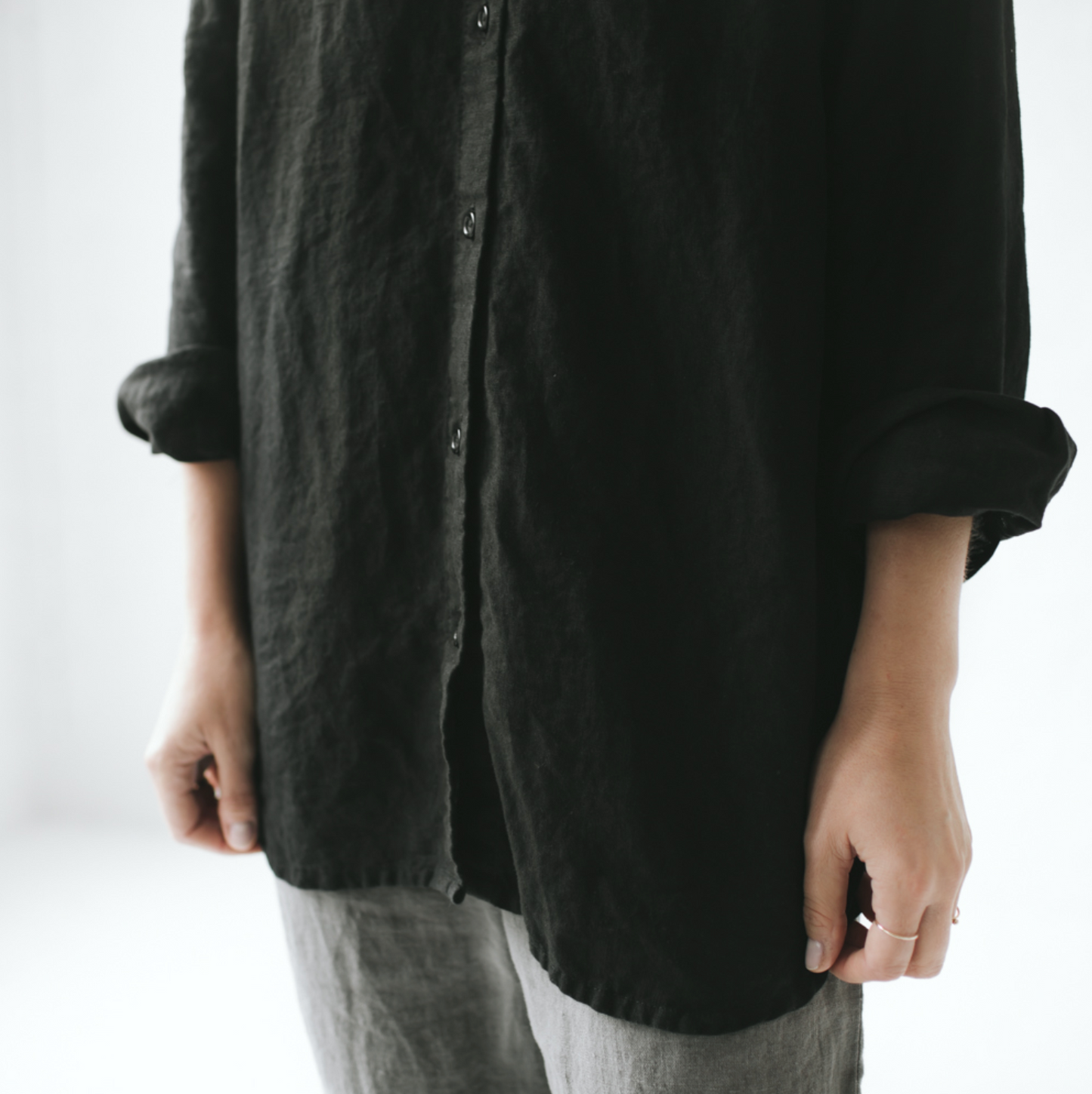 Baltic Linen Shirt – Black