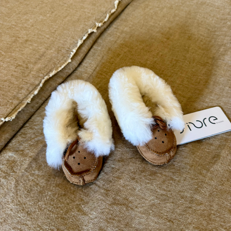 Sheepskin Baby Booties – Walnut