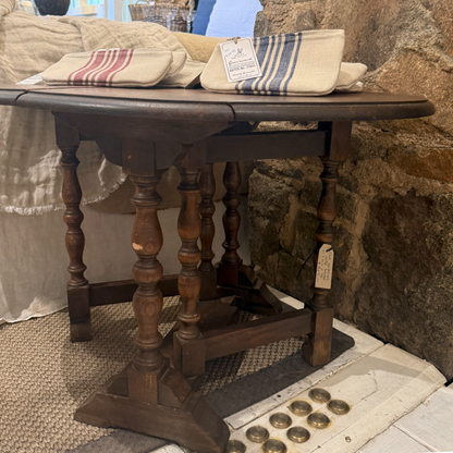 Petite Oak Gateleg Table