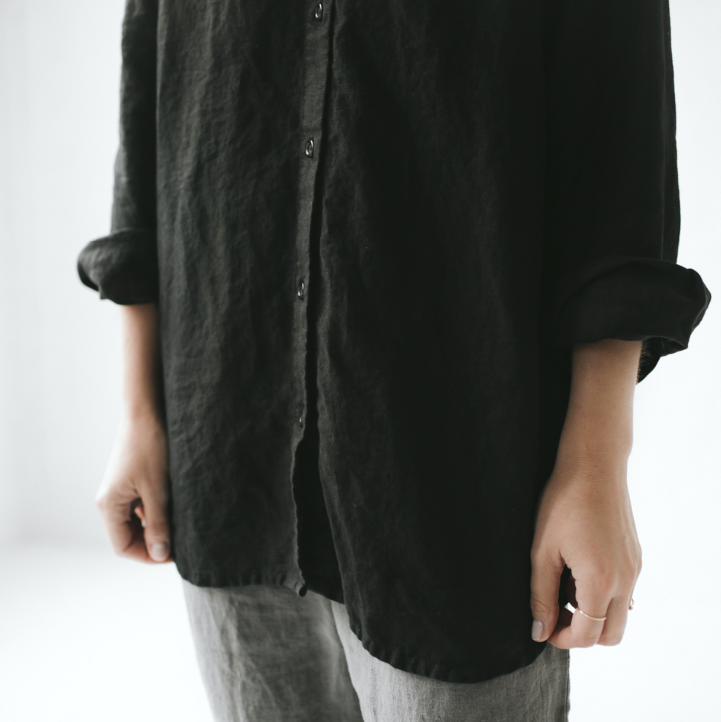 Baltic Linen Shirt – Black